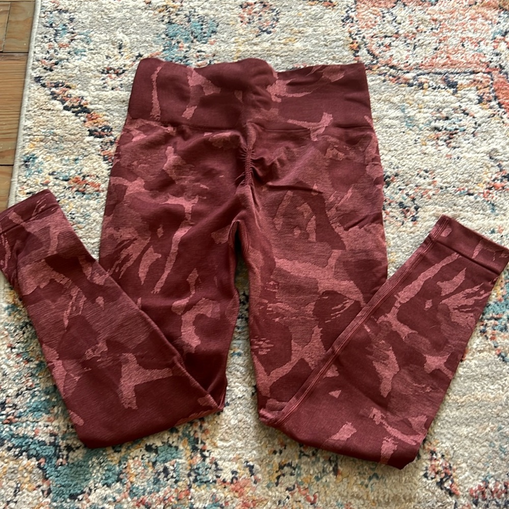 Small Gymshark leggings
